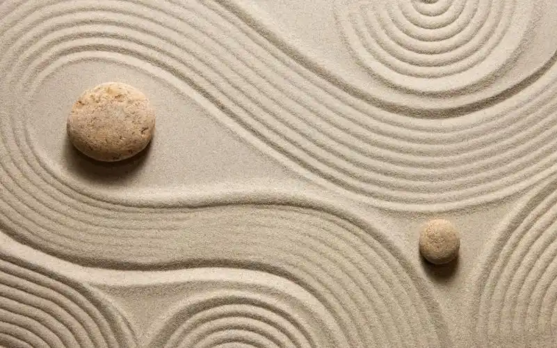 沙子上的石头图片 - 第3张