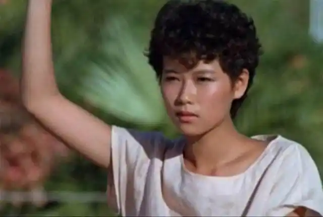 《烈火青春》,尽管没有学习过专业的表演,但是在这部处女作中,叶童