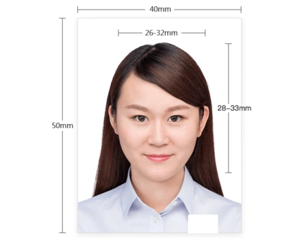 证件照的最佳拍摄方法: 1.拍摄前一晚减少饮水,以防眼袋出现; 2.