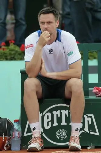 组图纳达尔夺冠大咬奖杯索德林失落无脸见人