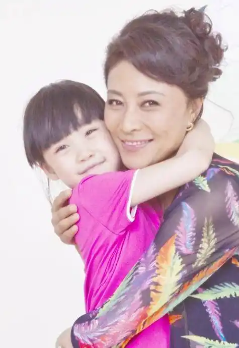 59岁的"岳红"用自己的方式改写自己的结局,苦尽甘来终无遗憾_生活