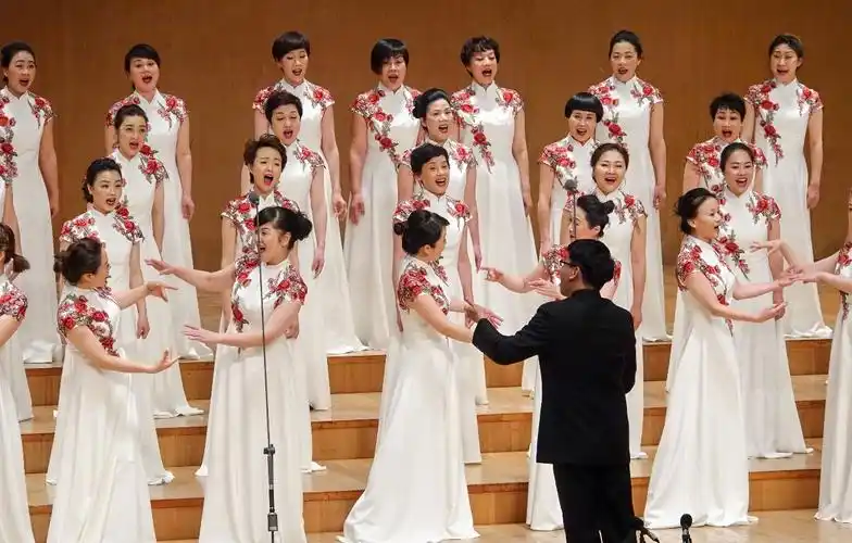 还邀请来自江苏,浙江,安徽的三支优秀合唱团队,唱响展现"江南文化"