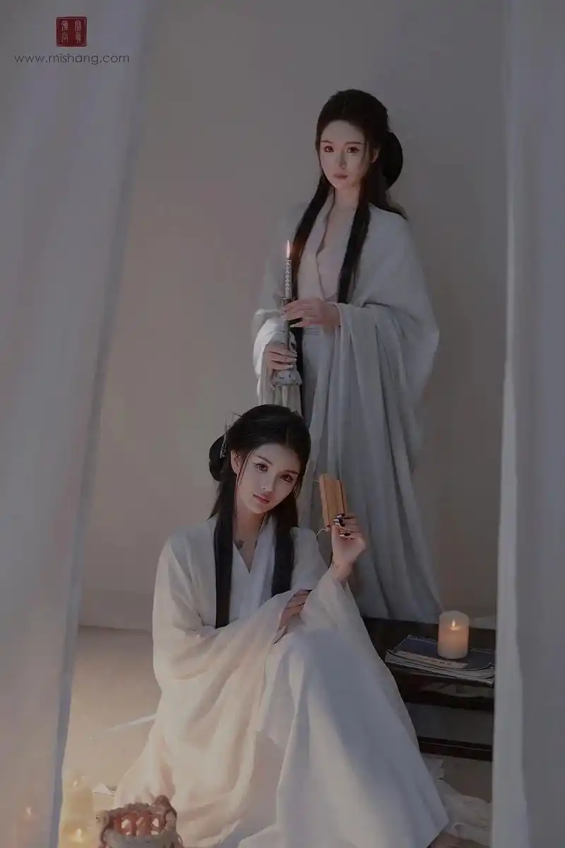 清冷闺蜜汉服写真这样拍也太美了吧!#闺蜜 #魏晋风 #汉服写 - 抖音