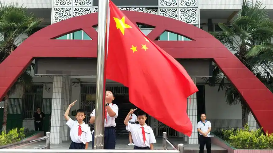 开启新希望 承载新梦想——礼泉县仓房巷小学举行新