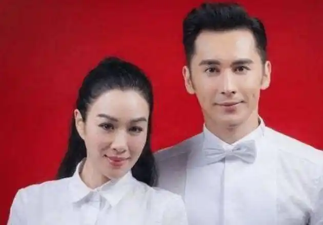 围观明星结婚证件照,孙俪最灿烂,陈小春最逗,撒贝宁最与众不同_吴京