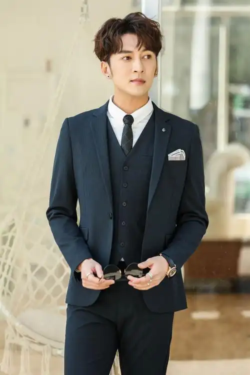 韩版西装批发厂家量大从优有优势