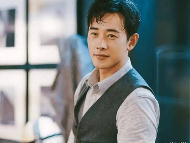 谭松韵演女二,看完女主心服口服_罗晋_电影__合作_钟楚曦_剧中