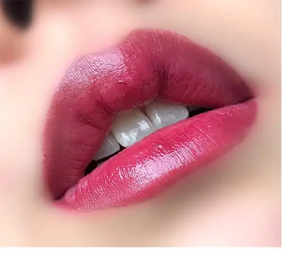 德国essence胶囊口红保湿唇膏08葡萄酒红4251232281996