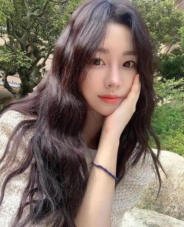 今日养眼美女,韩国网红bestido,恬静气质让人心生保护欲