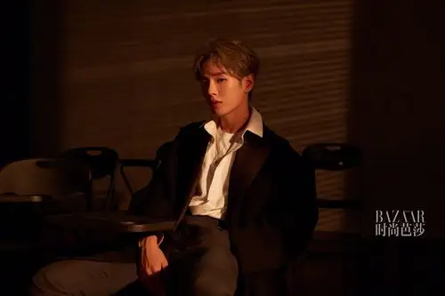 bazaarvstar##bazaarv情书##青春有你# 《a班男孩