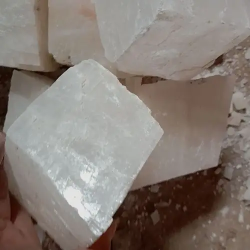 厂家供应优质方解石 方解石粉 方解石原矿 方解石颗粒