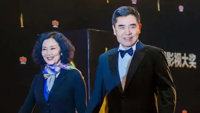 陈宝国再演皇帝,再带儿子陈月末演戏,但存在感不强|影视圈|演员|智者