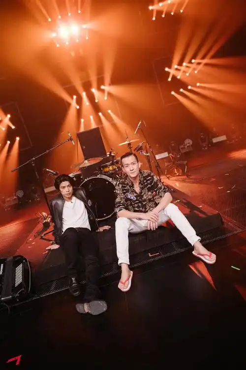 今年《乐队的夏天》 摇滚乐队 五条人 上热搜了