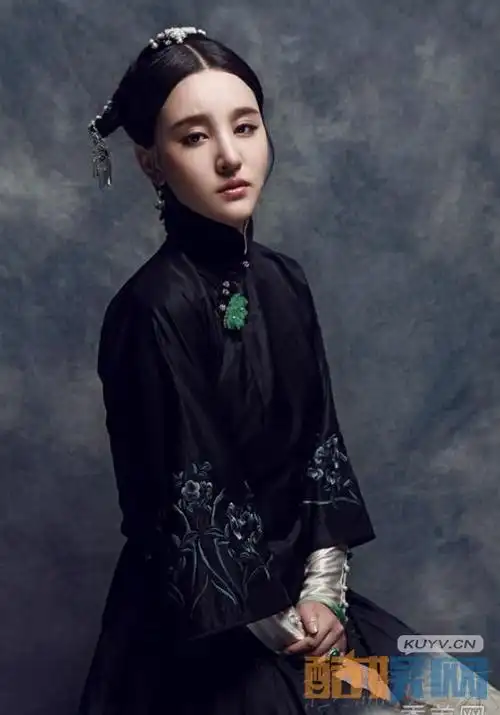 刘筱筱十月围城剧照