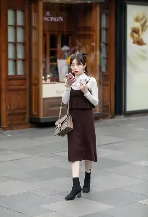 gucci酒神包香港街头流行10组穿搭示范