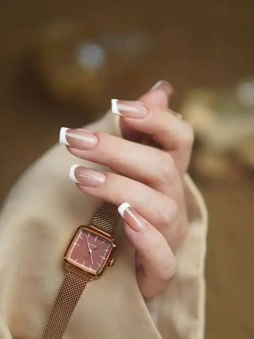 酒心小方糖︴气质简约渐变法式美甲