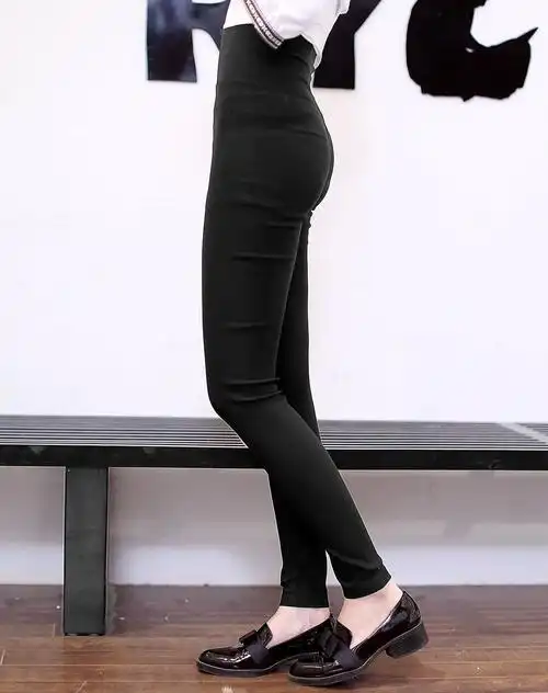 黑色女款轻薄弹力紧身裤