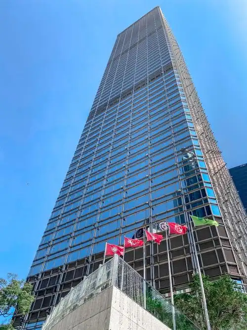 【携程攻略】香港中环景点, 1994年,李嘉诚拿到了中环一块地皮,用于修