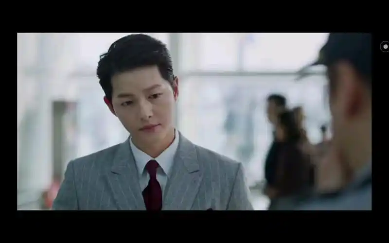 【黑道律师】宋仲基来韩国被劫道 男主这虎落平阳被犬欺_哔哩哔哩