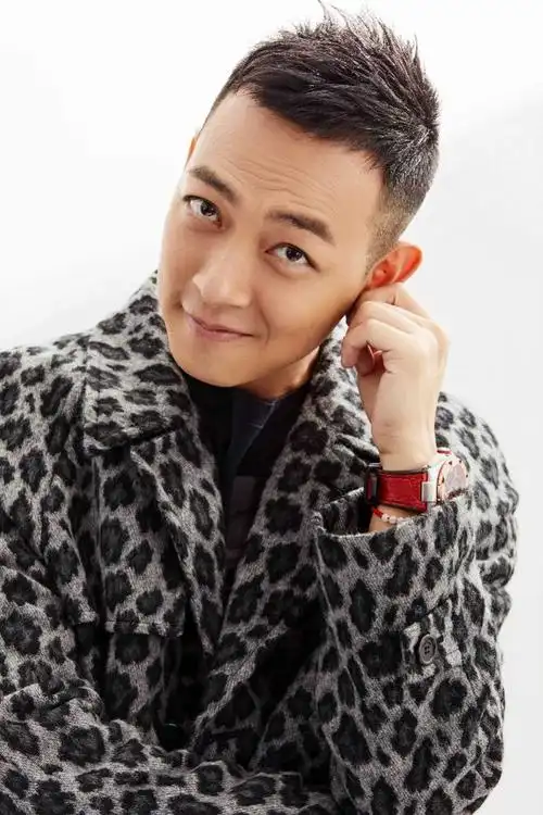 专访香港演员梁烈唯想把内地的发展变迁展现给香港乃至世界