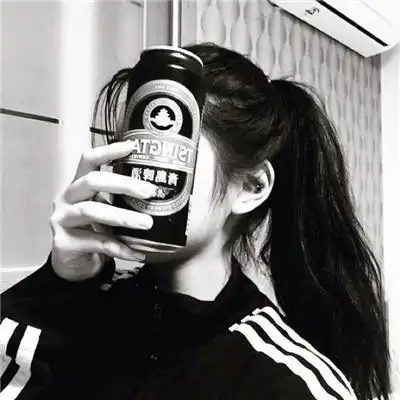 女生伤感霸气黑白头像洒脱是姐的性格