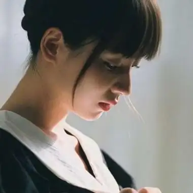 文艺女生头像高清复古清新有气质的文艺头像女复古图片