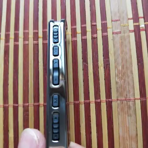 纽曼(newsmy) v19 8g 深锖色 微型 会议 执法取证 采访学习专业录音笔