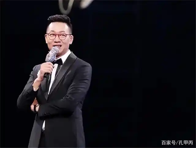 说起央视出品的《正大综艺》节目,不少人就会想到林海这个主持人.