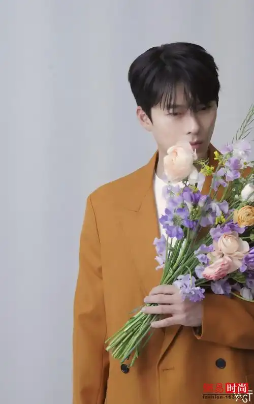 上游时尚玄彬婚后最新写真曝光