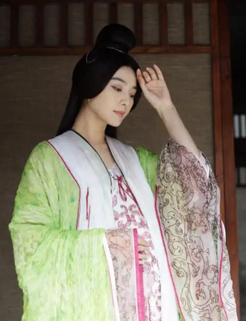 如果忍耐算是坚强,我选择抵抗.如果妥协算是努力,我选择争取.