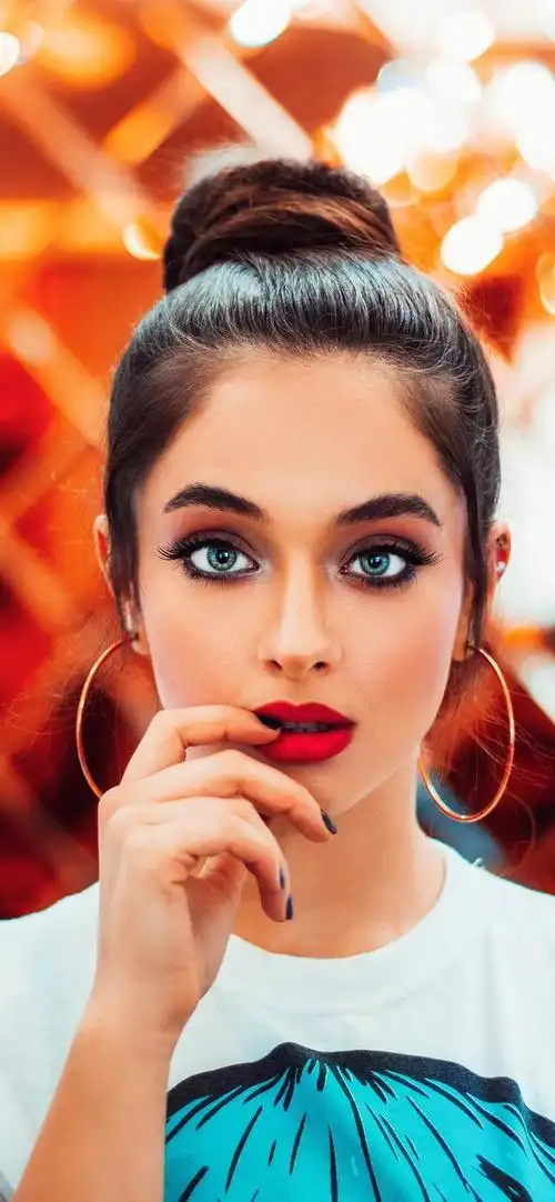 「木叶壁纸」353期:高清美女壁纸,欧美女孩深邃的眼眸美丽动人