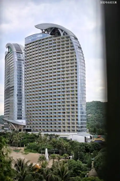 惠州双月湾日出·银沙盐晶酒店