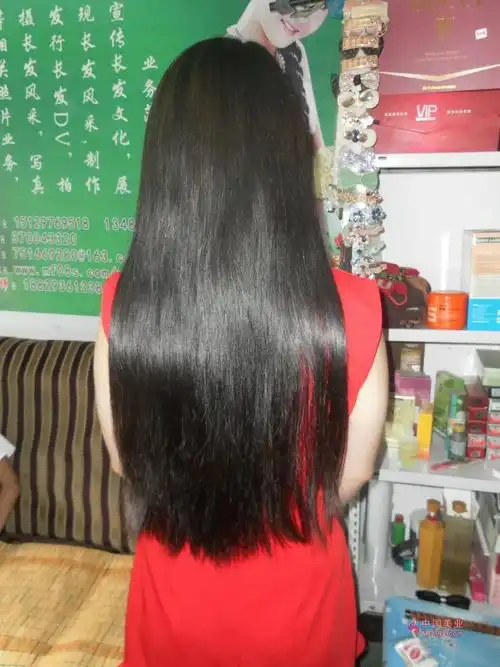 新剪大一女孩乌黑浓密真丝秀发-赵老师197 剪发_中国长发