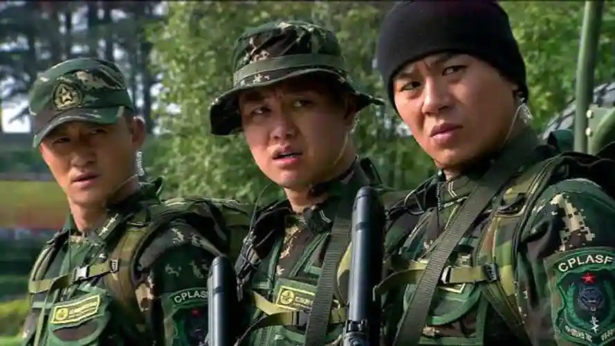 何晨光再次见到老黑班长,铁拳团已成尖刀,何晨光等人也已成为特种兵!