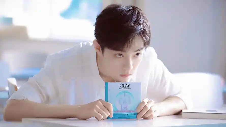 肖战有哪些好看的高清无水印图片(可以当壁纸的那种)? - 知乎