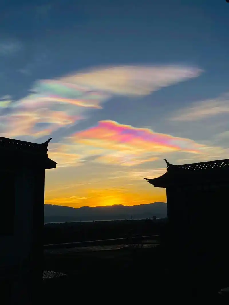 大理今日份彩云朝霞live  | 见者好运 大早上起来看到漫天彩霞, 简直