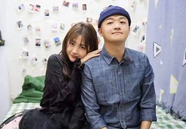 了7年,包文婧只请工作人员吃过2顿饭,还是拉面_连谢娜_魏大勋_章子怡