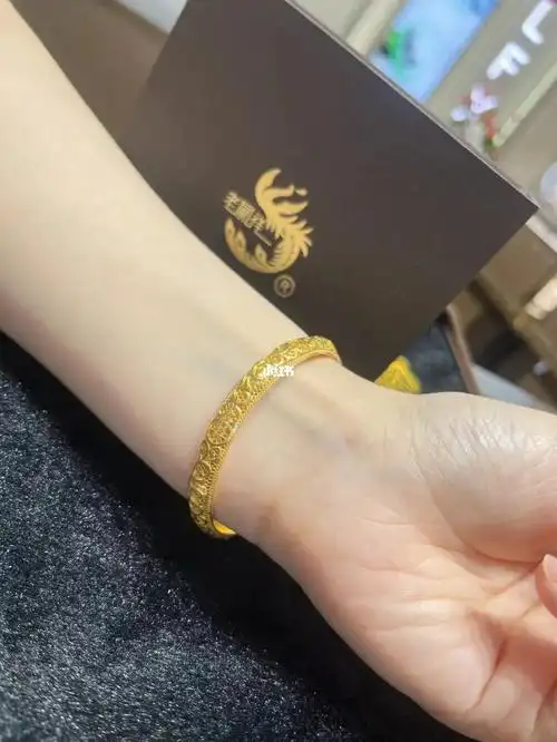 老凤祥古法花丝手镯