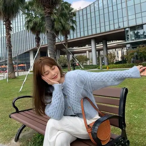 2021最新美少女日常头像,女生头像图片-回车桌面