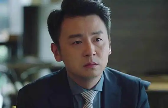 《我的前半生》拍摄时,雷佳音主动要求导演删戏,这才保住了饭碗