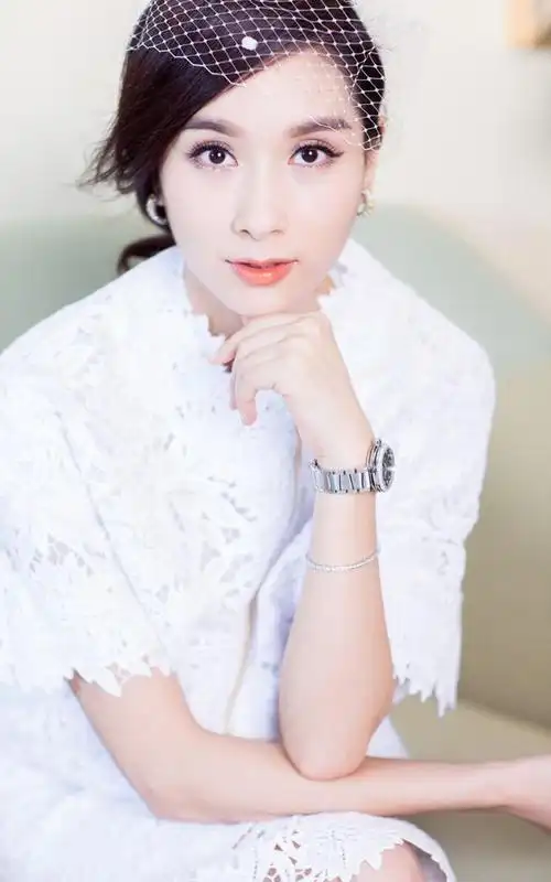 精致女神华语影视女演员杨恭如写真(组图)__财经头条