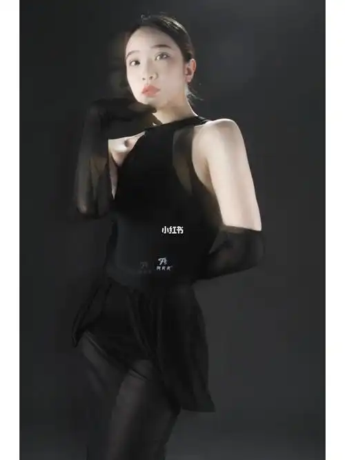 拉丁舞形象照怎么拍