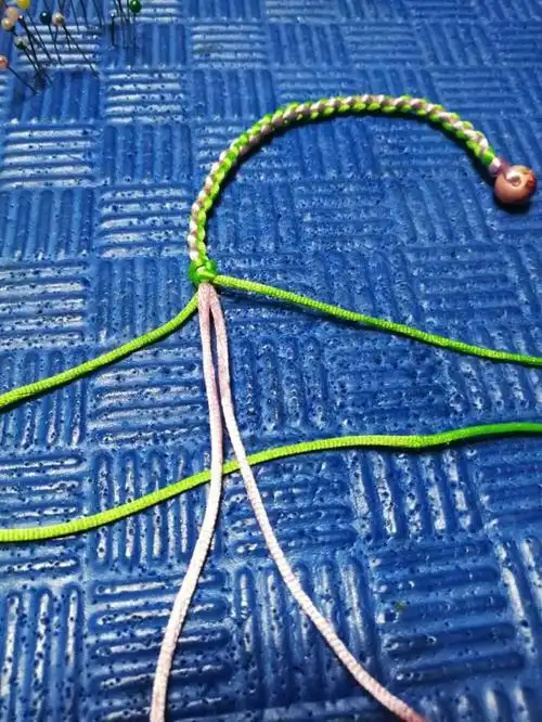 编手链的方法图解最简单的四股辫手链教程