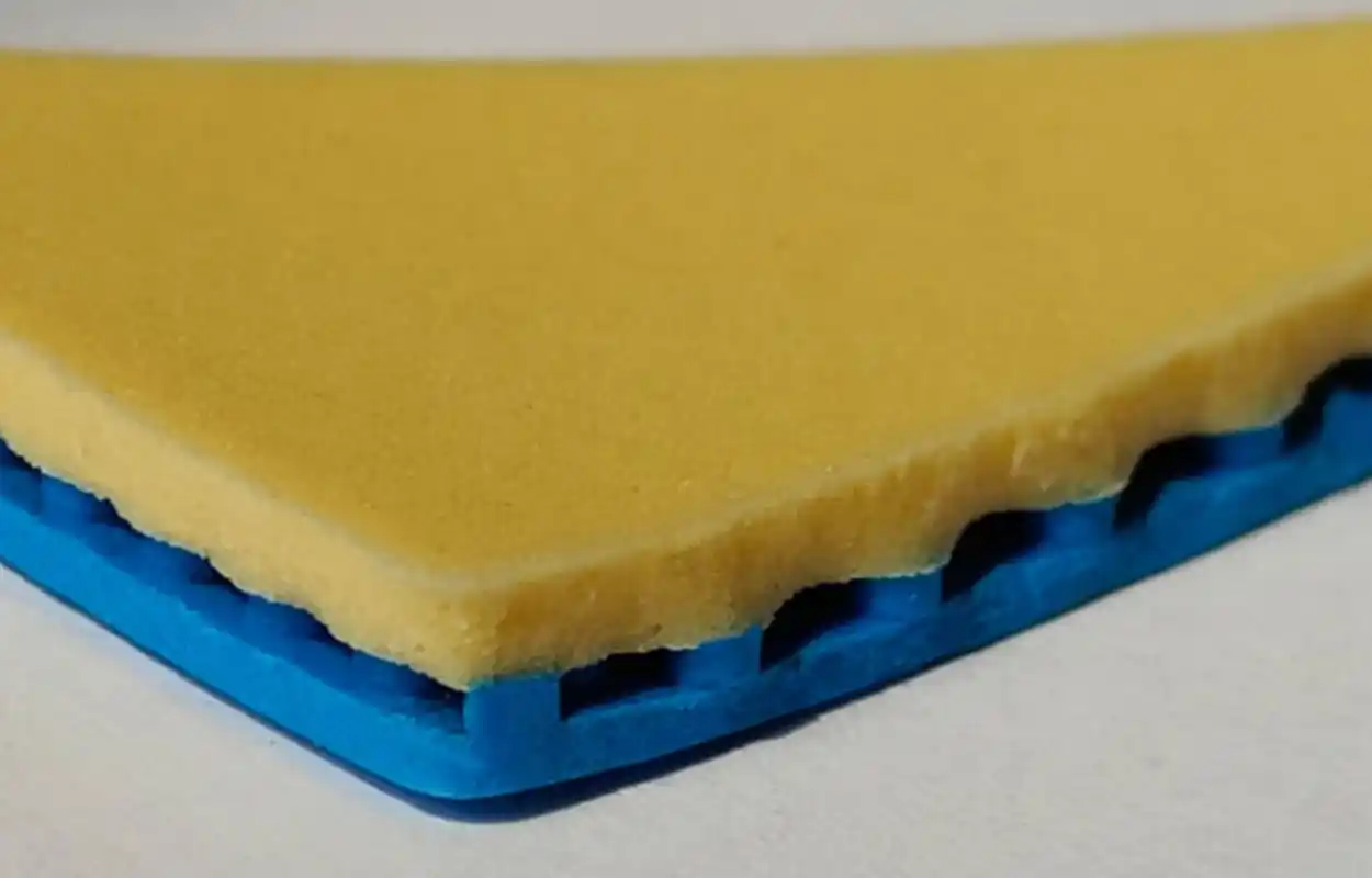 银河月球系列套胶是银河比较经典的产品,月球12也是主打蛋糕海绵涩