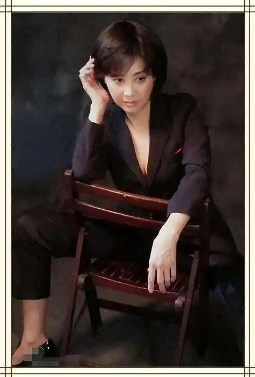 朱琳 著名演员《西 游记》女儿国国王饰演者