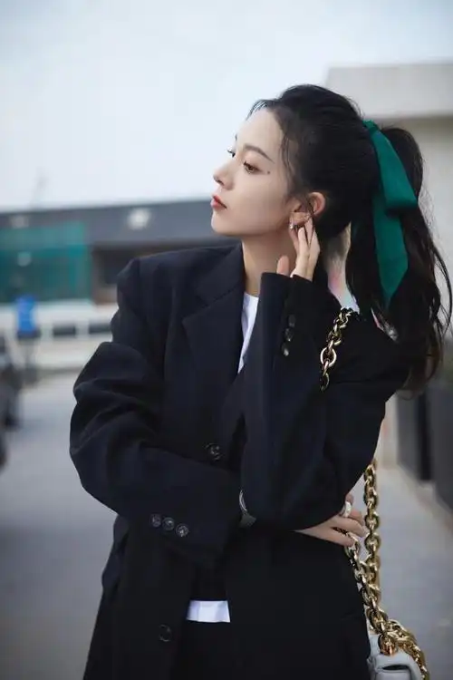 大半个娱乐圈的女明星都在扎高马尾美得戳中心巴了