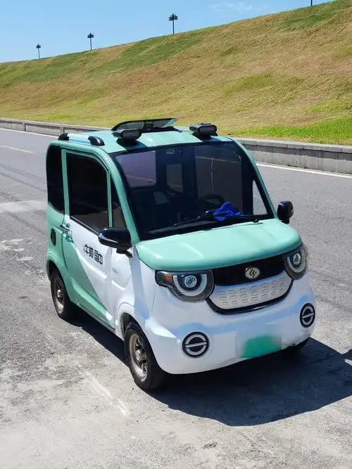 中国帅牛电动四轮车
中国帅牛电动四轮车,搭载超大电池